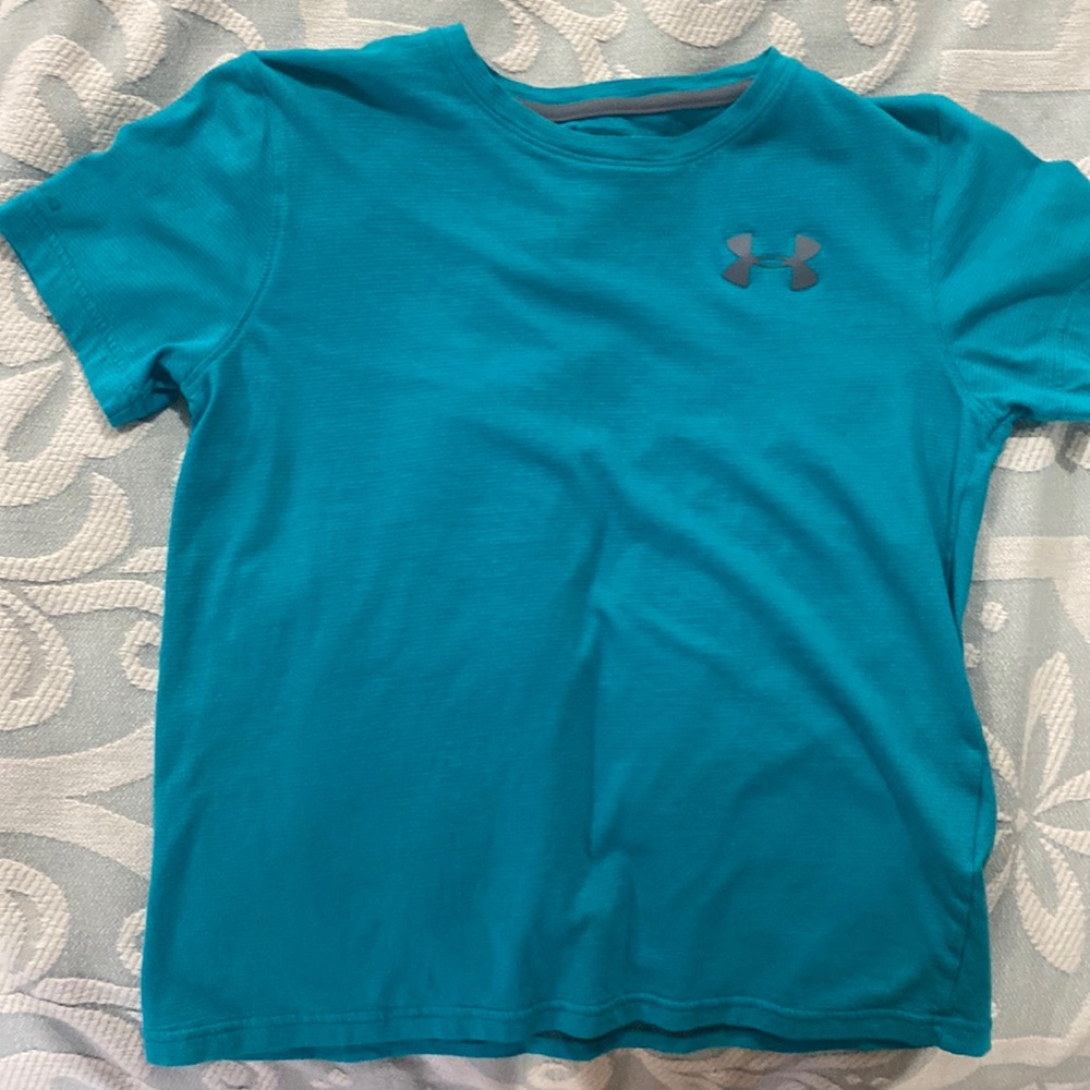 Under armor tee